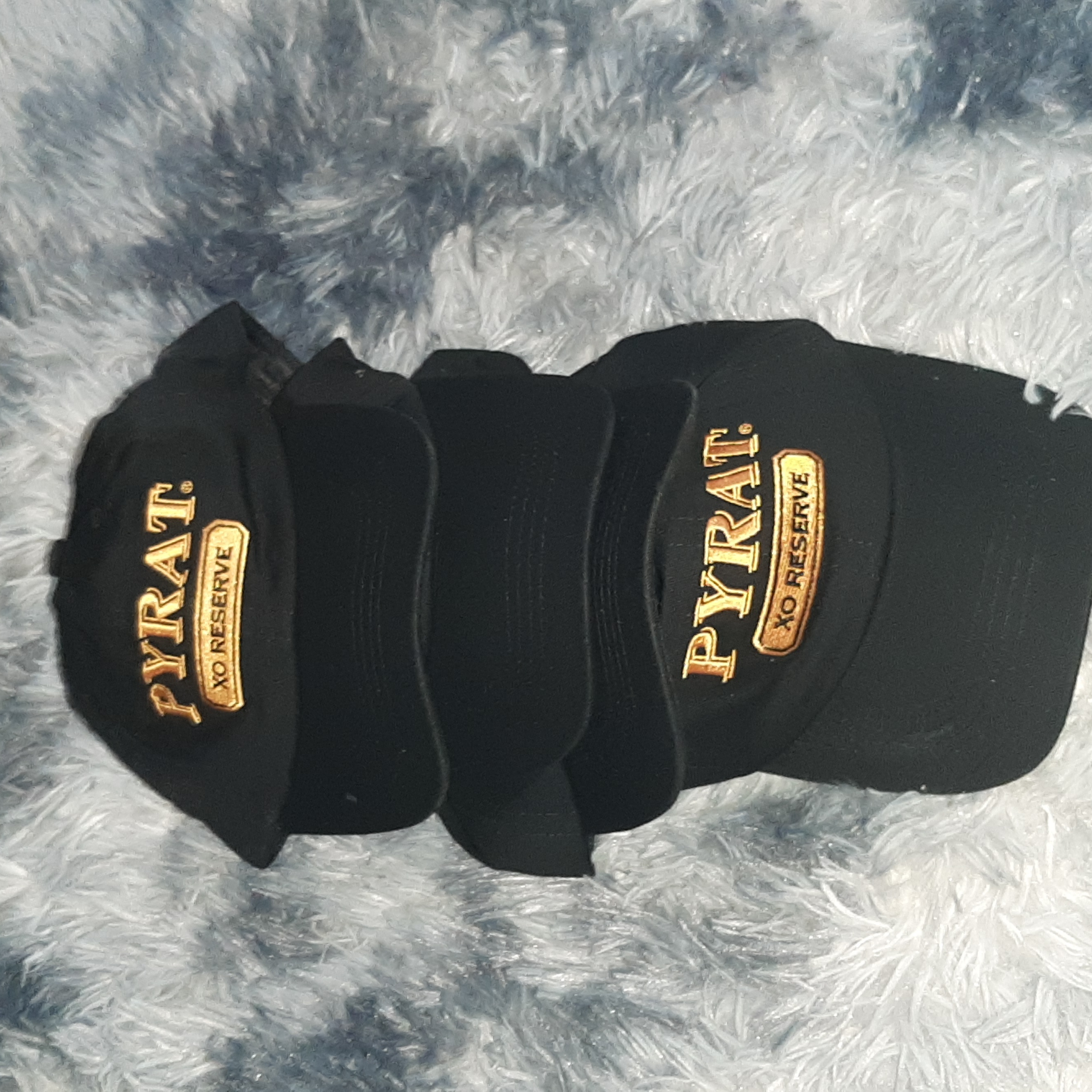 4 Black Hats Os Fits All